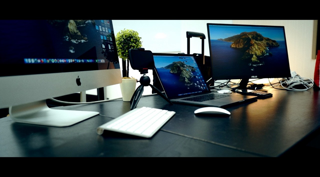 【限定1台】MacBook Pro Apple ノートパソコン 事務作業などに 米Appleが初のIntel搭載iMacの出荷を開始，ノートは「MacBook